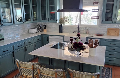 Lake Hughes Casa | Gather your party for an escape with amazing views, situated on 100+ acres.