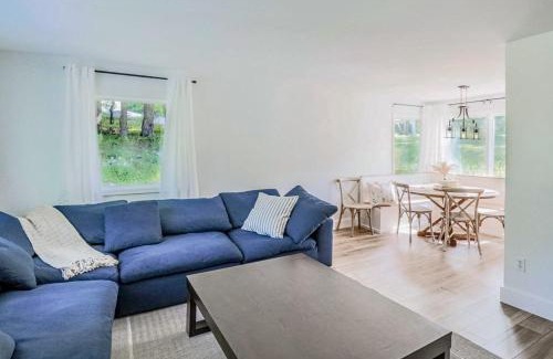 Frankfort Casa | Gathering Place