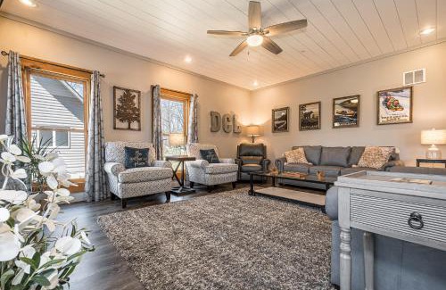 Oakland Casa | Gathering Place