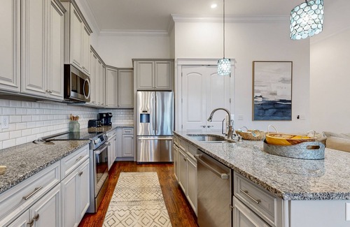 Village of Sugar Beach Casa | Gathering Thyme: WiFi, porch, backyard, & pool - short walk to beach