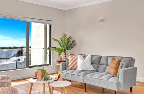 Normanville Casa | Gathering Tides - For Group Getaways by the Beach