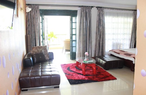 Meru Hotel | Gatimene Gardens Hotel
