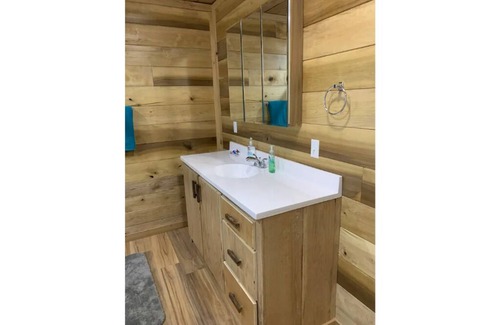 Stone County Casa | Gator Dogs Getaway Black Creek Rental