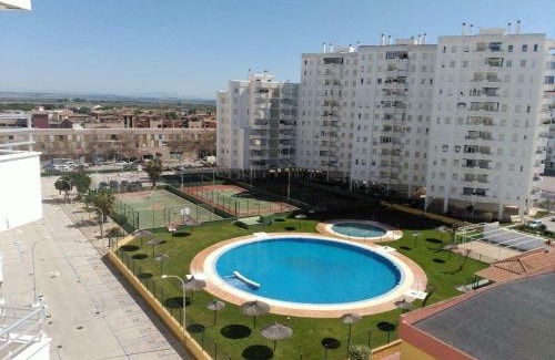 Valdelagrana Apartamento | GATU Magavi Playa parking piscinas terraza "preferente para mayores de 21 años y familias"