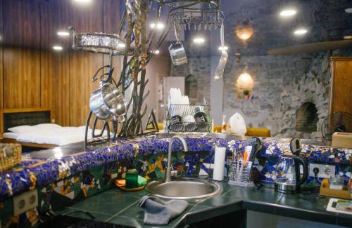 Halyts'kyi district Apartamento | Gaudi apartment in Lviv
