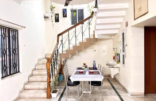 Bhubaneshwar Villa | Gauranga Kutir-a Spiritual Villa Retreat