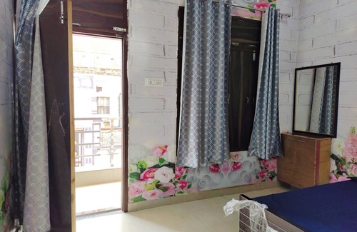 Varanasi Hotel | Gauri Shankar P Guest house