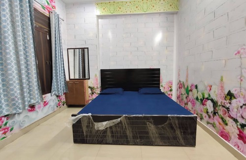 Varanasi Hotel | Gauri Shankar P Guest house