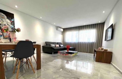 Gauthier Apartamento | Gauthier Living 06-Colorful 2 Bedroom in the heart
