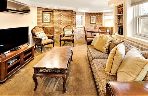Stanton Park Apartamento | Gay Friendly 3 blocks to Capitol
