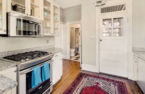 Stanton Park Casa | Gay Friendly Grand Corner Home 3 blocks to Cap