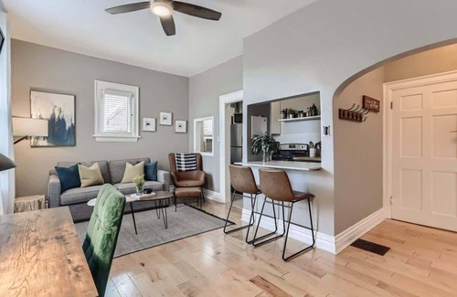 City Park West Apartamento | Gaylord by Modern Midstay / 1Block to CityPark #G3
