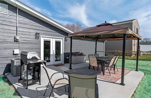 Rapid City Casa | Gazebo 4BR Ping Pong Arcade Room