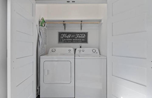 Rapid City Casa | Gazebo 4BR Ping Pong Arcade Room