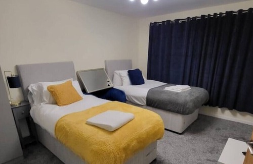 Sutton Coldfield Apartamento | Comfortable serviced flat with parking & Wi-Fi