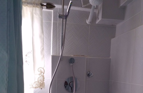 Hillsborough Apartamento | Caribbean house 3 mins walk to the marina and port.