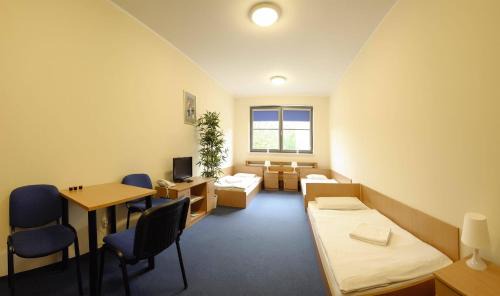 Strzyza Hostal | Gdańska Szkoła Szermierki