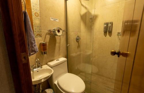 Guadalajara Municipality Casa | GDL Home with Roof Ideal for Groups & Families