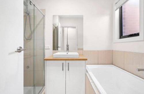 Bell Post Hill Casa | Geelong ReGen Living near City