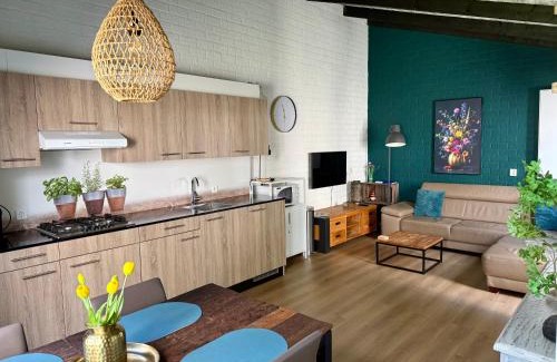 Municipality of Simpelveld Apartamento | Gehele Bungalow zuid-Limburg op een park