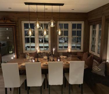 Hol Municipality Apartamento | Geilo-Kikut, Ski-In, Ski-Out with Stunning Trails and Perfect Location