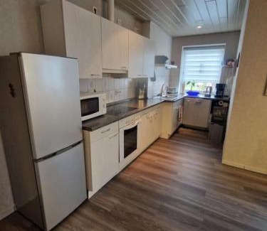 Apensen Apartamento | Gemütliche 3-Zimmer-Wohnung, zentral gelegen