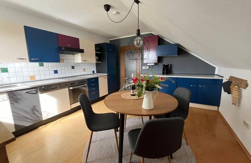 Pfarrweisach Apartamento | Gemütliche Ferienwohnung 56qm mit Küche und Wlan