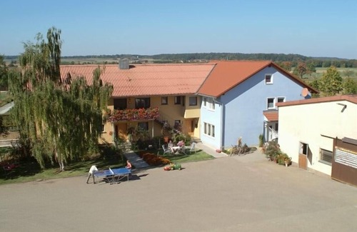 Creglingen Apartamento | Gemütliche Ferienwohnung 80qm, mit 2 Schlafräumen