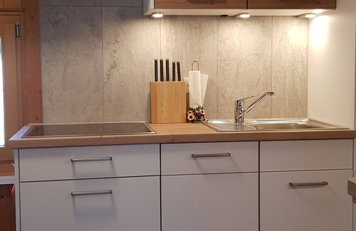 Darligen Apartamento | Gemütliche Ferienwohnung 5 Km von Interlaken und 50 Meter vom See Entfernt