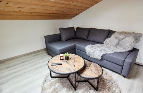 Bad Wiessee Apartamento | Gemütliche Ferienwohnung im DG am Tegernsee - Bergblick, Ruhe & ganz viel Platz