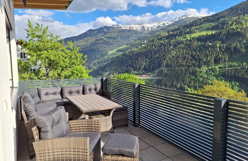 Landeck Apartamento | Gemütliche Ferienwohnung im Bergwaerts.tirol - Apart Gipfelblick
