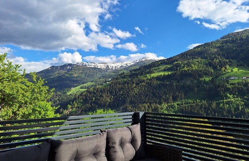 Landeck Apartamento | Gemütliche Ferienwohnung im Bergwaerts.tirol - Apart Gipfelblick
