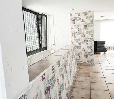Mombach Apartamento | Gemütliche Wohnung 12-2 nah Wildpark in Mainz