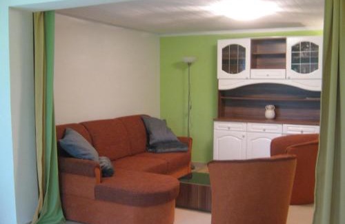 Crivitz Casa | Gemütlicher Ferienbungalow mit eigenem Ruderboot