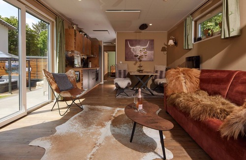 Braunfels Casa | Gemütliches 4 Ferienhaus mit Whirlpool, Fitness, Infrarotsauna, Ebike, Alpakas