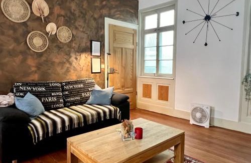 Innenstadt Apartamento | Gemütliches Altstadt Apartment für Familien & Freunde Come In