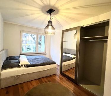 Buderich Apartamento | Gemütliches Apartment in Meerbusch