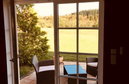 Mastershausen Apartamento | Gemütliches Ferienhaus Bella mit Garten