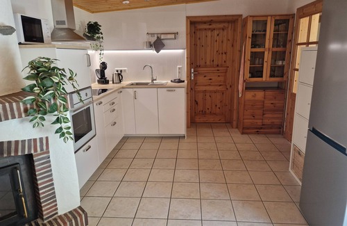Meschede Casa | Gemütliches Ferienhaus am Hennesee mit Terrasse und Ausblick in die Natur