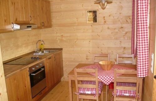 Saal Casa | Gemütliches Holzhaus auf einer Ferienanlage im Western-Style