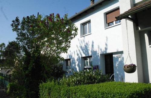 Bierstadt Casa | Gemütliches Reihenhaus in der Thermalstadt Wiesbaden