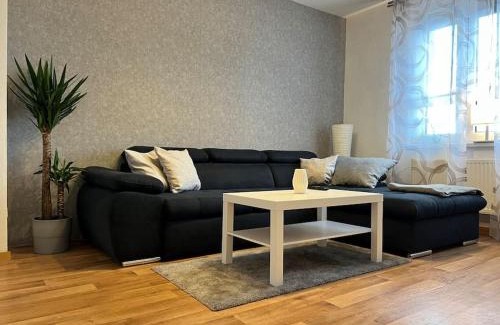 Magdeburg Apartamento | Gemütliches Reihenhaus mit Terrasse