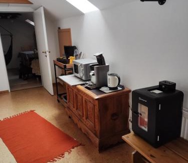 Theenhausen Apartamento | Gemütliches, ruhiges Zimmer mit eigenem Bad