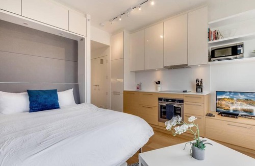 Downtown Victoria Apartamento | Gem at the Janion