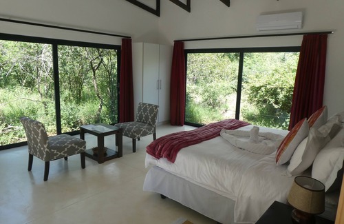 Hoedspruit Casa | Gem in the bush lodge