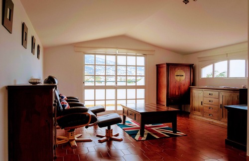 Sao Pedro Chalet De Esquí | Gem of a House by Madeira Sun Travel