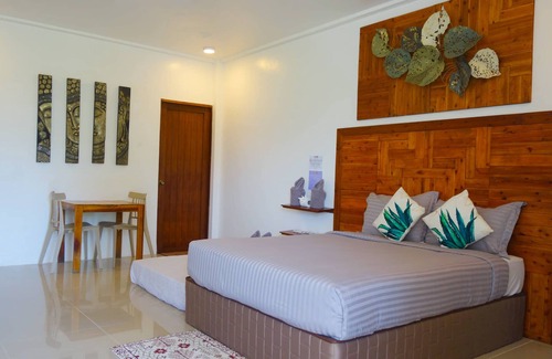 Suba Basbas Hotel | Gem's Paradise Resort