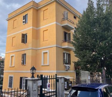 Camilluccia Apartamento | Gemelli Roma House Apartment