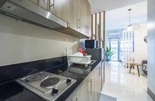 Highway Hills Condominio | GemstoneBR in SMDC Fame Residences