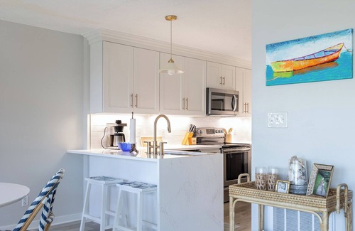 Pine Knoll Shores Condominio | Genesis 7, Oceanside Townhouse Condo in Pine Knoll Shores, NC!